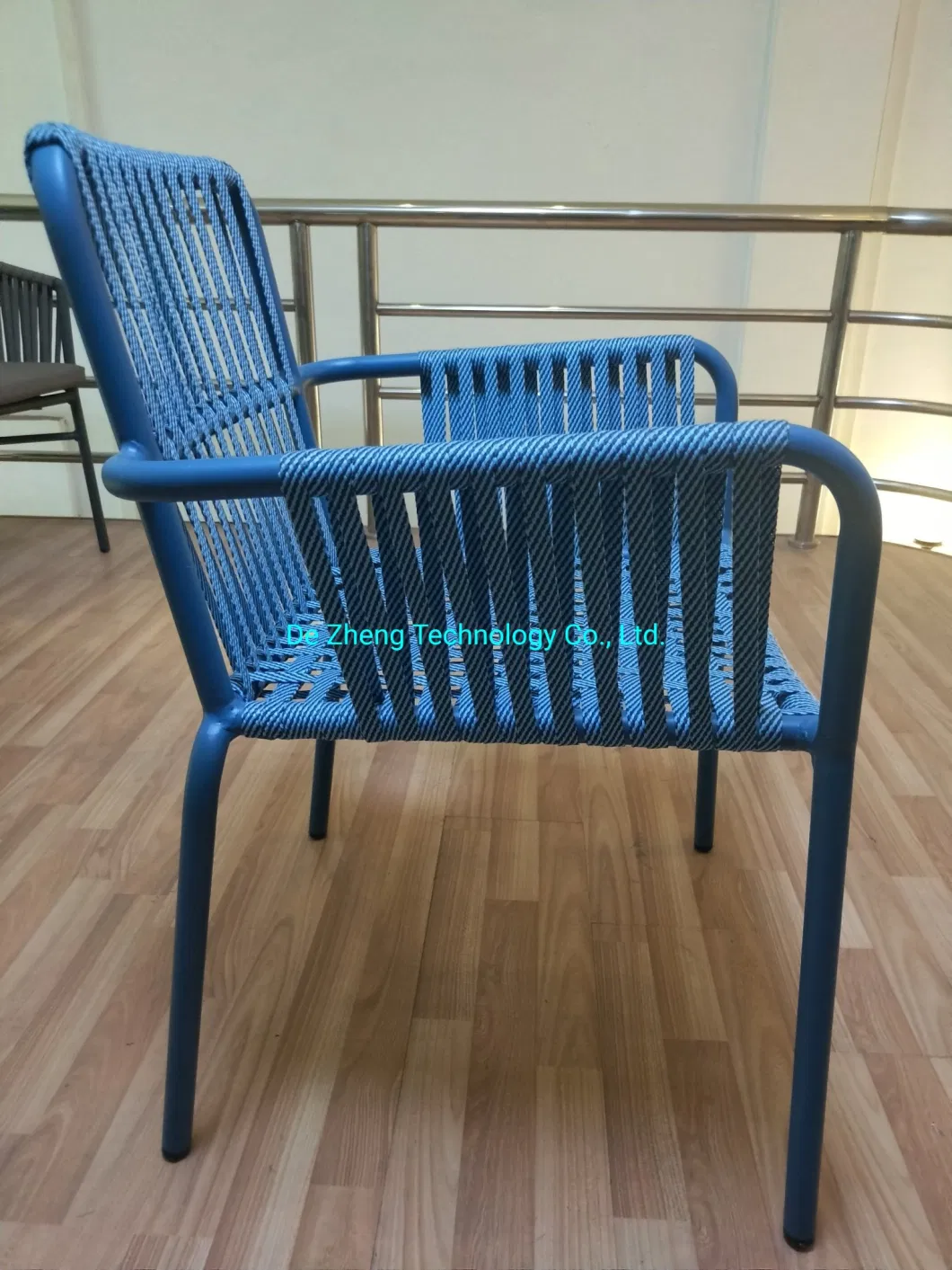 Quality Aluminum Frame Wood Finished Table and Chairs Sets Garden Sofas Rattan Outdoor Furniture